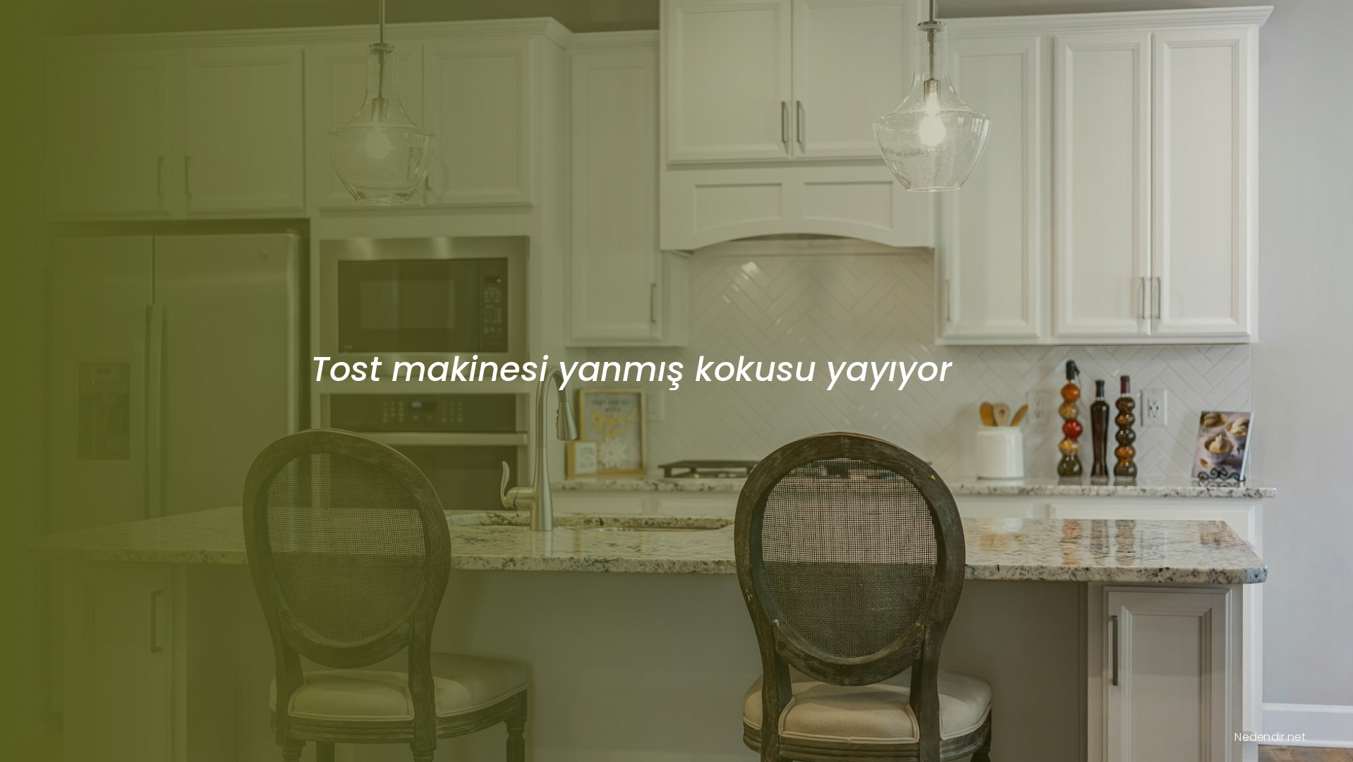 Tost makinesi yanmış kokusu yayıyor